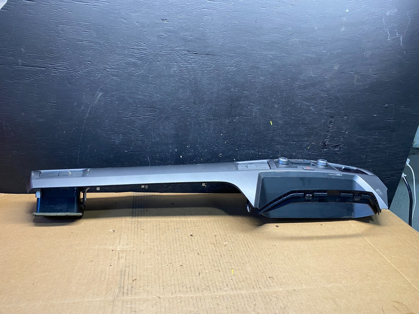 2011-2013 Honda Odyssey Dash Climate Control A/C Cluster Trim Bezel N2964 DG2