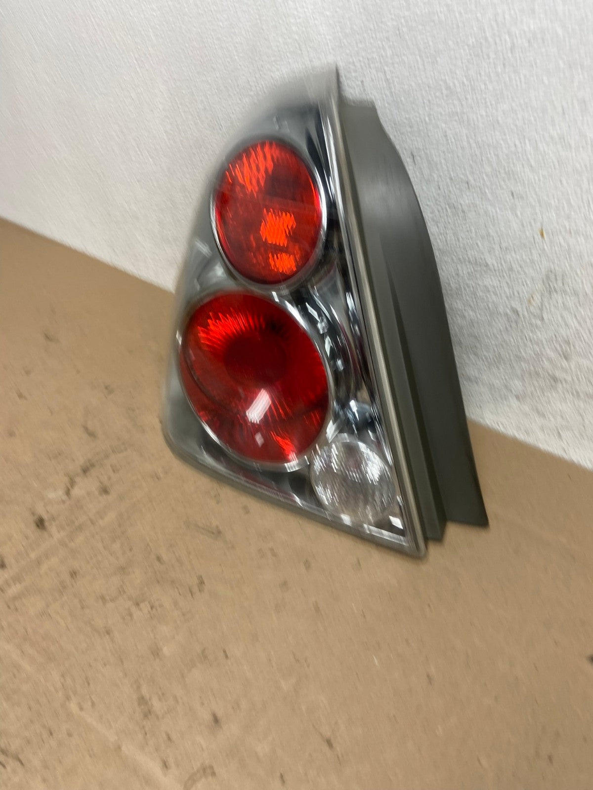 2005 to 2006 Nissan Altima Left Driver Side Tail Light AE6534 LK1