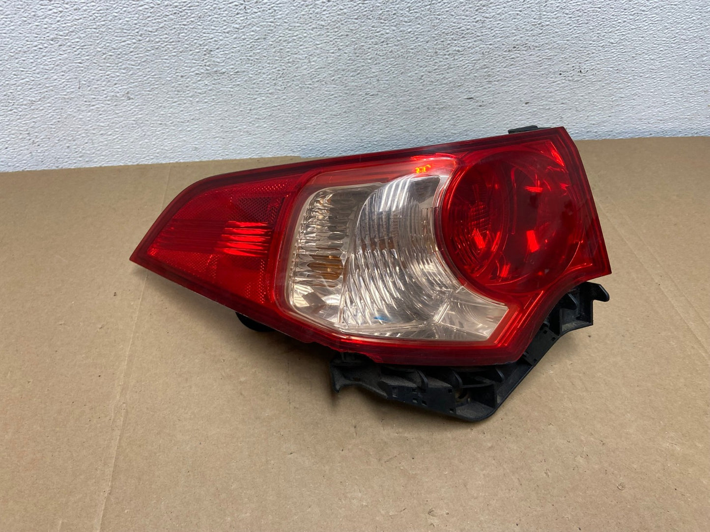 2009 to 2010 Acura Tsx Sedan Left Driver Lh Side Tail Light AC5579 LK0