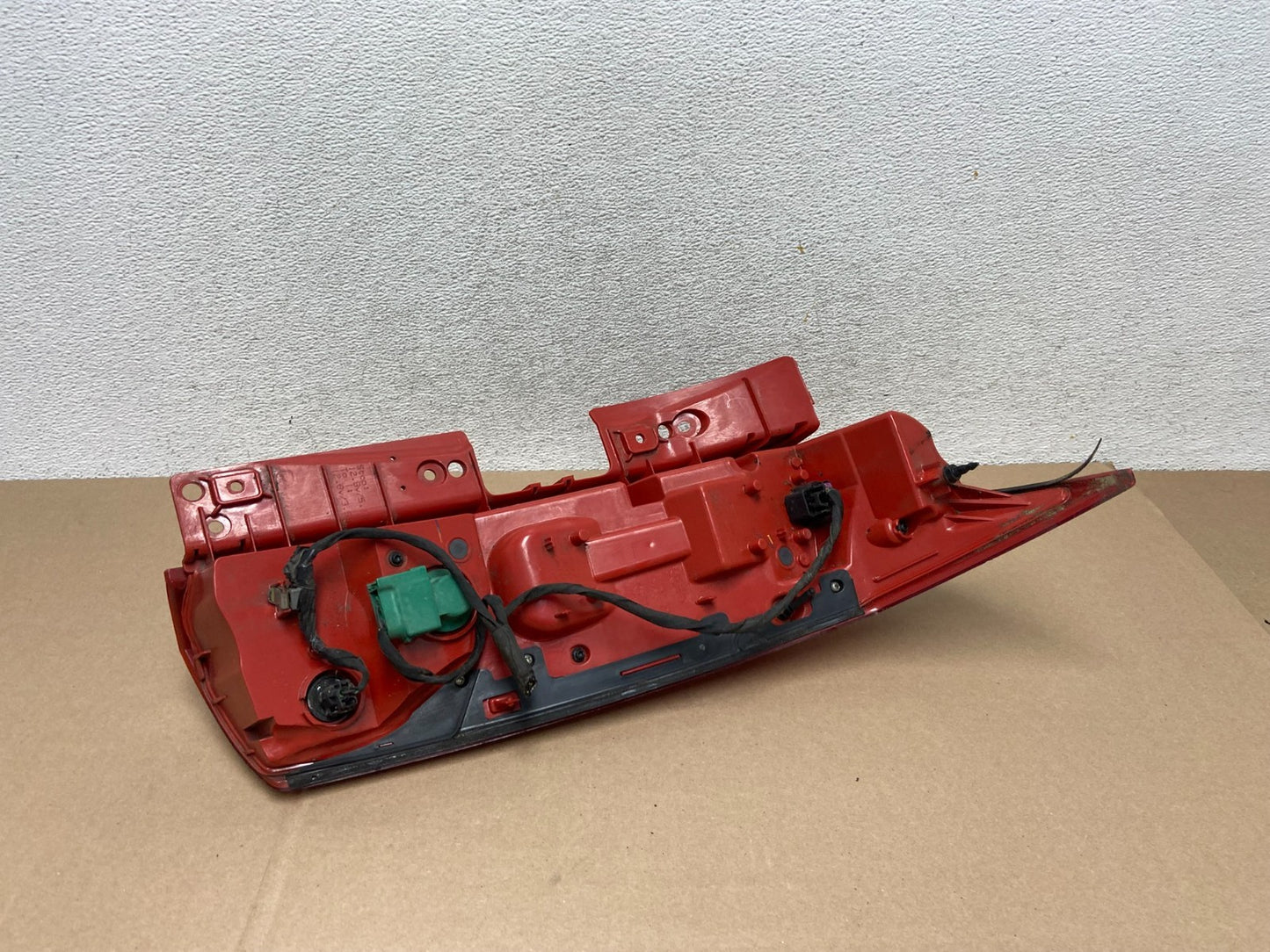 2010 to 2016 Cadillac Srx Left Driver Lh Side Tail Light AG6565 DW6