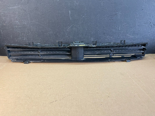 BMW 5 SER G30 G31 Bumper Air Flaps Front Lower 51137497285 AC99610