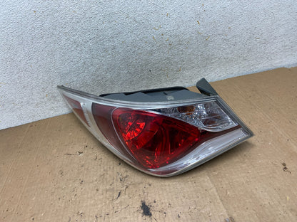 2011 - 2015 Hyundai Sonata Hybrid Left Driver LH Tail Light AI9152 LK0