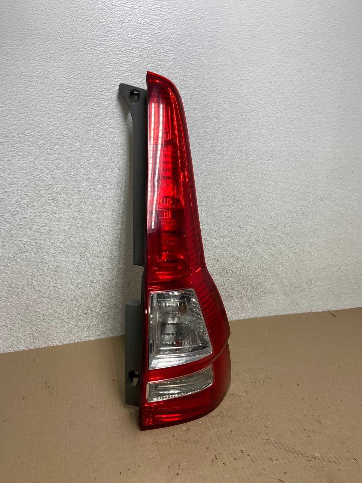 2007 - 2011 Honda Cr-v Crv Right Passenger Rh Side Tail Light AE9608 LK2