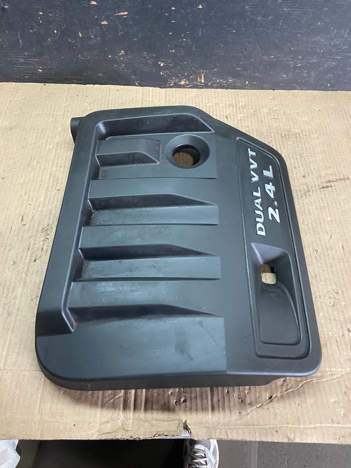 2012 to 2014 Chrysler 200 Engine Cover Top Lid Cover P0446 DG3