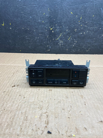 2001 to 2005 Hyundai XG350 XG Climate Control Hvac Heater A/C  Oem V1375 DG0