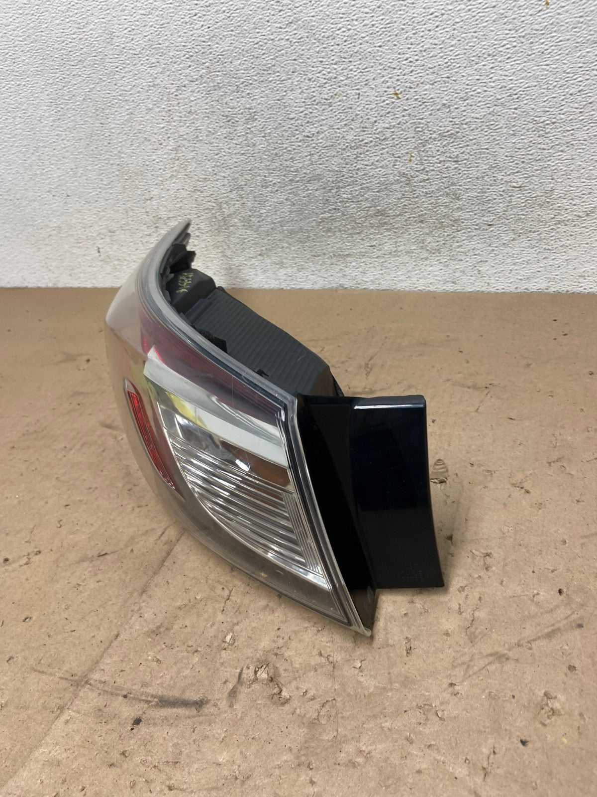 2010 2011 2012 2013 Mazda 3 Left Driver Lh Side Tail Light AG5398 LK1