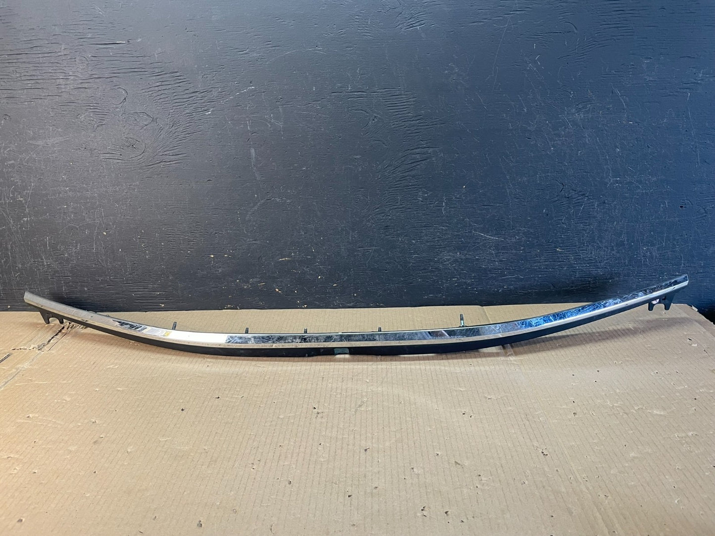 2019 2020 2021 Lexus ES350 Trunk Lid Liftgate Molding Garnish Trim p3795 DG1