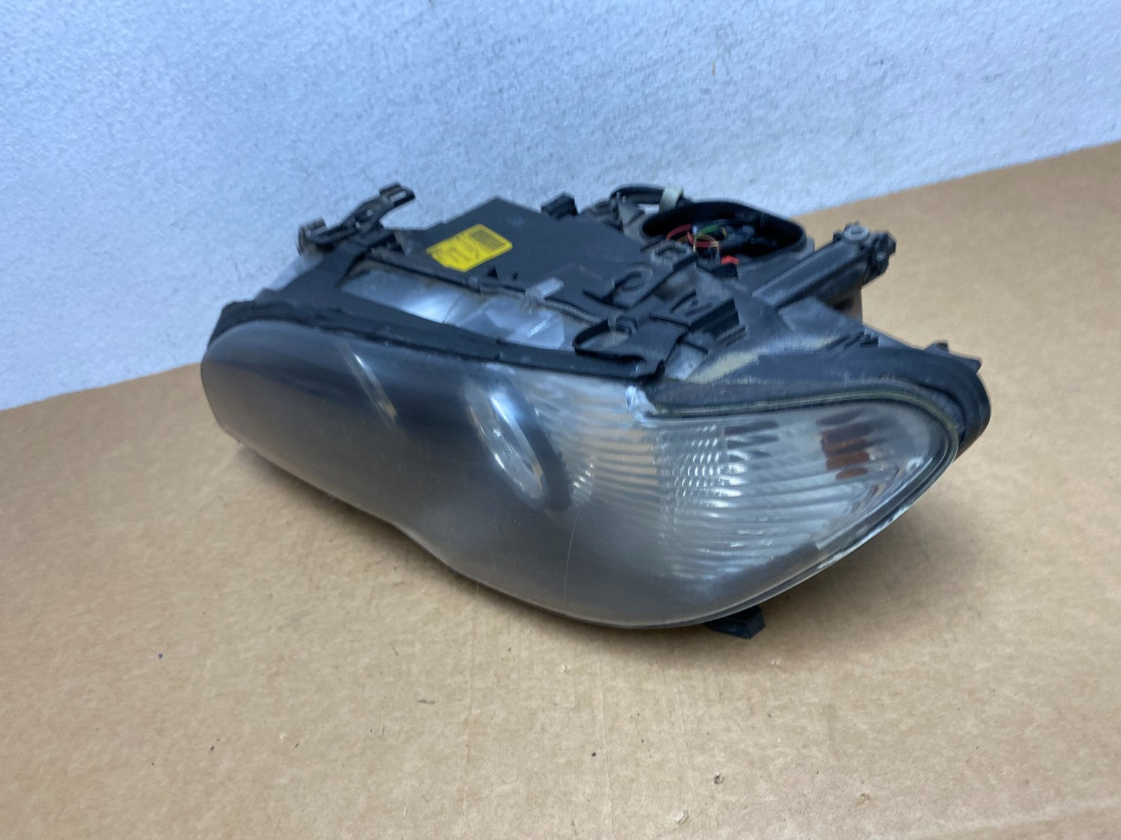 2004 2005 2006 BMW 3 E46 Coupe Left Driver LH Xenon Headlight AD4471 DW1