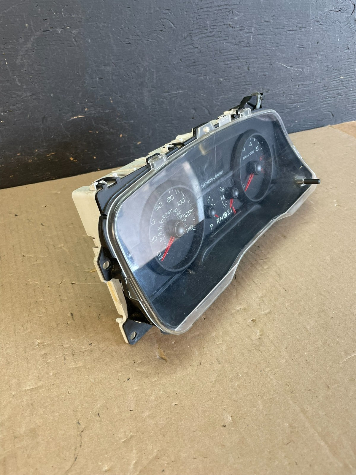 2009 to 2011 Mercury Grand Marquis Speedometer Cluster Gauge ae3304 DG1
