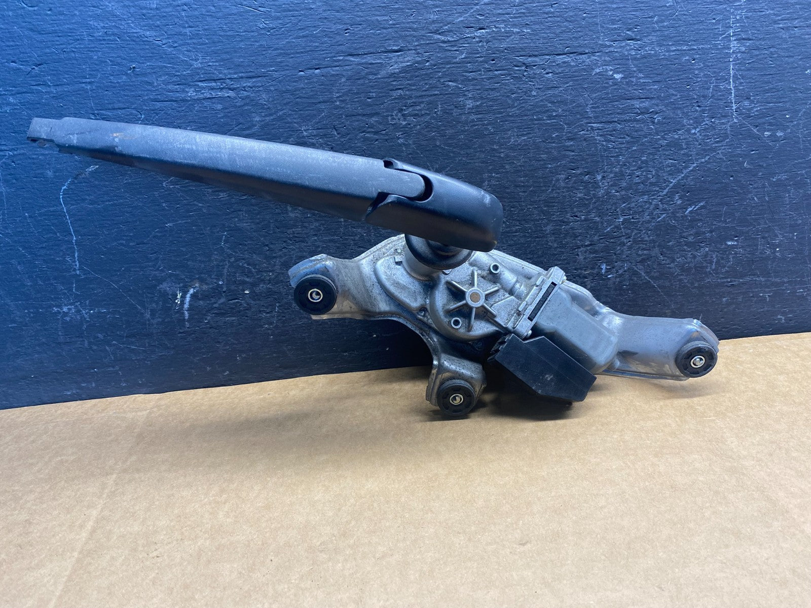 2012 to 2017 Toyota Prius V Rear Wiper Windshield Motor AD7443 DG0