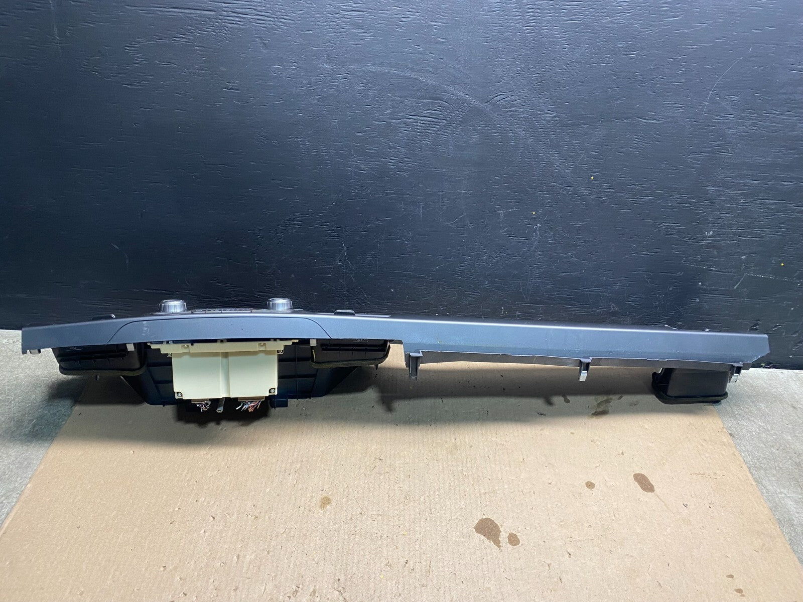 2011-2013 Honda Odyssey Dash Climate Control A/C Cluster Trim Bezel E2128 DG11