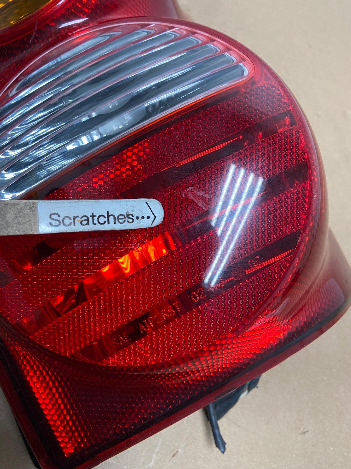 2002 2003 2004 Jeep Liberty Right Passenger Rh Side Tail Light AD7856 LK3