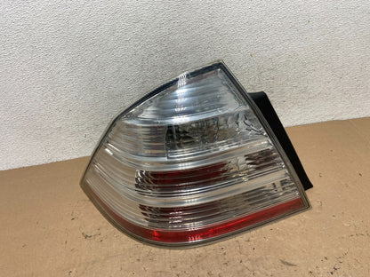2008-2009 Ford Taurus Left Driver Lh Side Tail Light AG43510