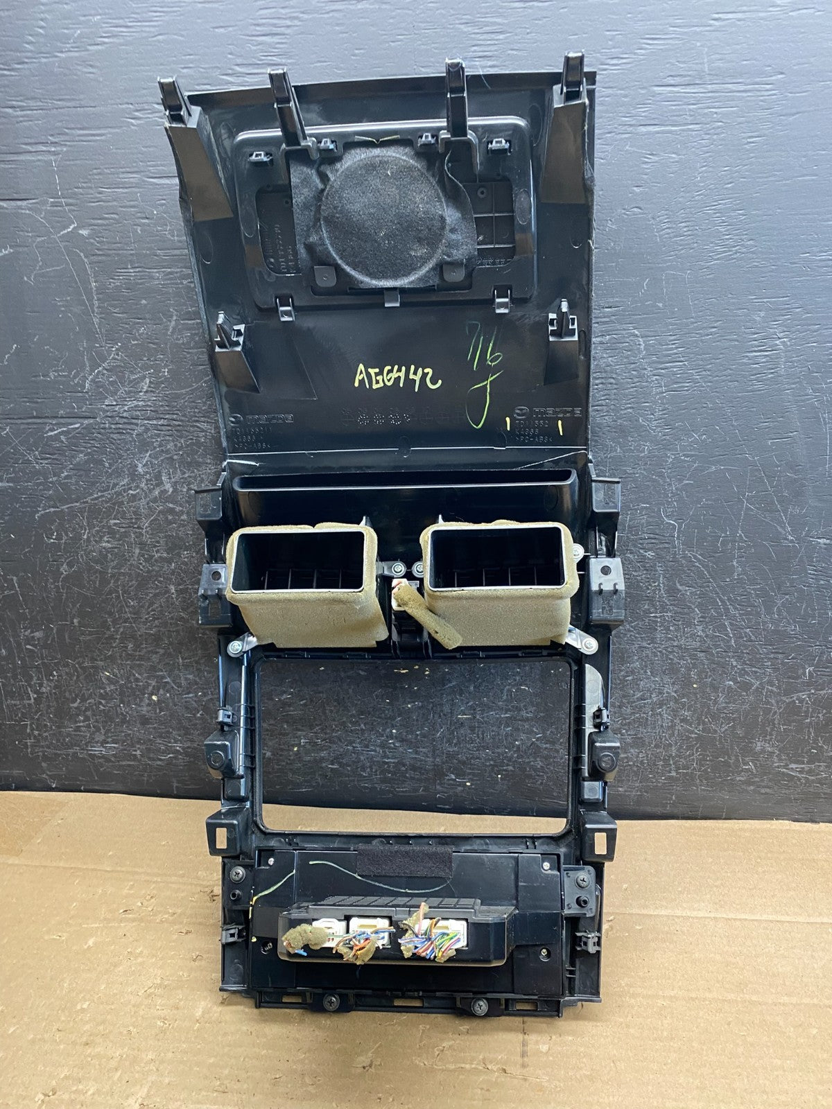 2007 - 2009 Mazda CX-9 Radio Dash Trim Bezel W/Vent AC Climate Control AG6442 DG6