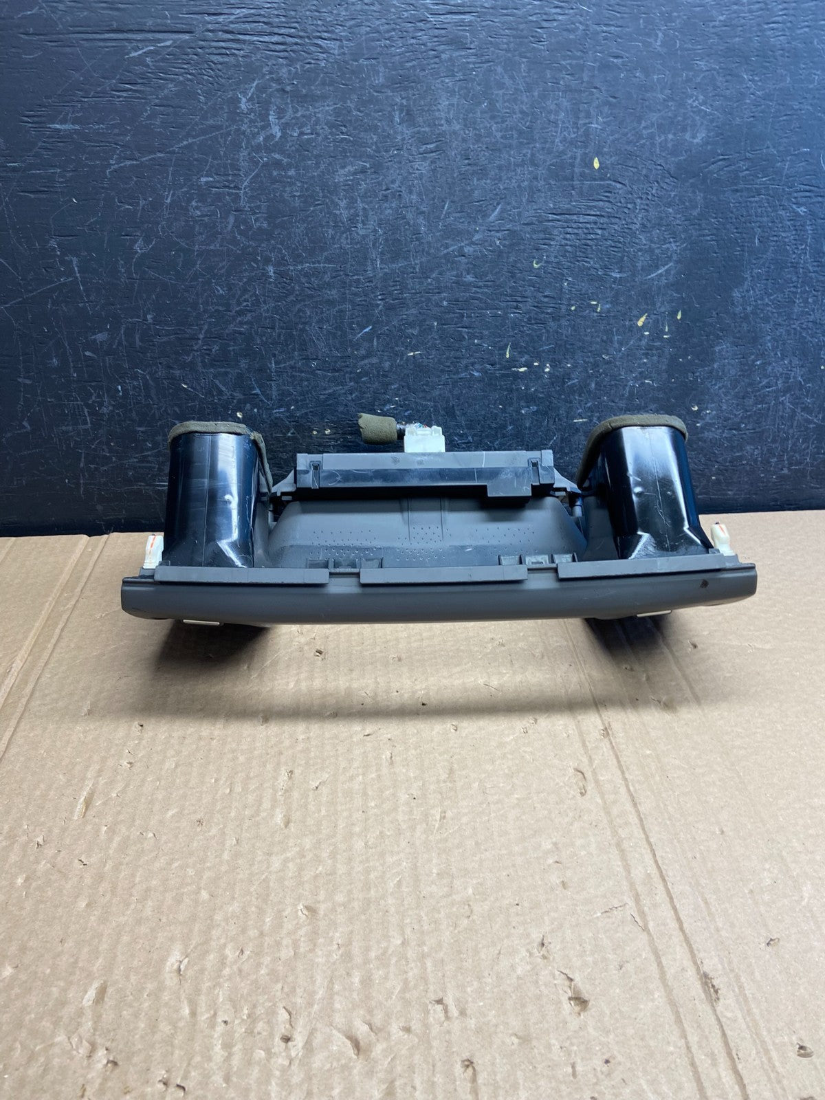 2005 2006 Toyota Camry Radio Center Console Air Vent Bezel Trim AF6188 DG4