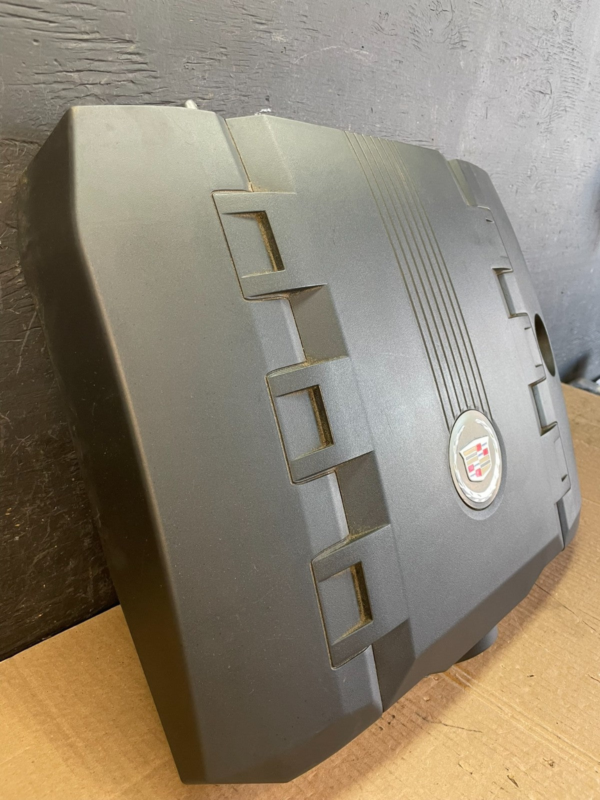 2008 to 2013 Cadillac CTS 3.6L Plastic Engine Cover Shield ac2328 DG1