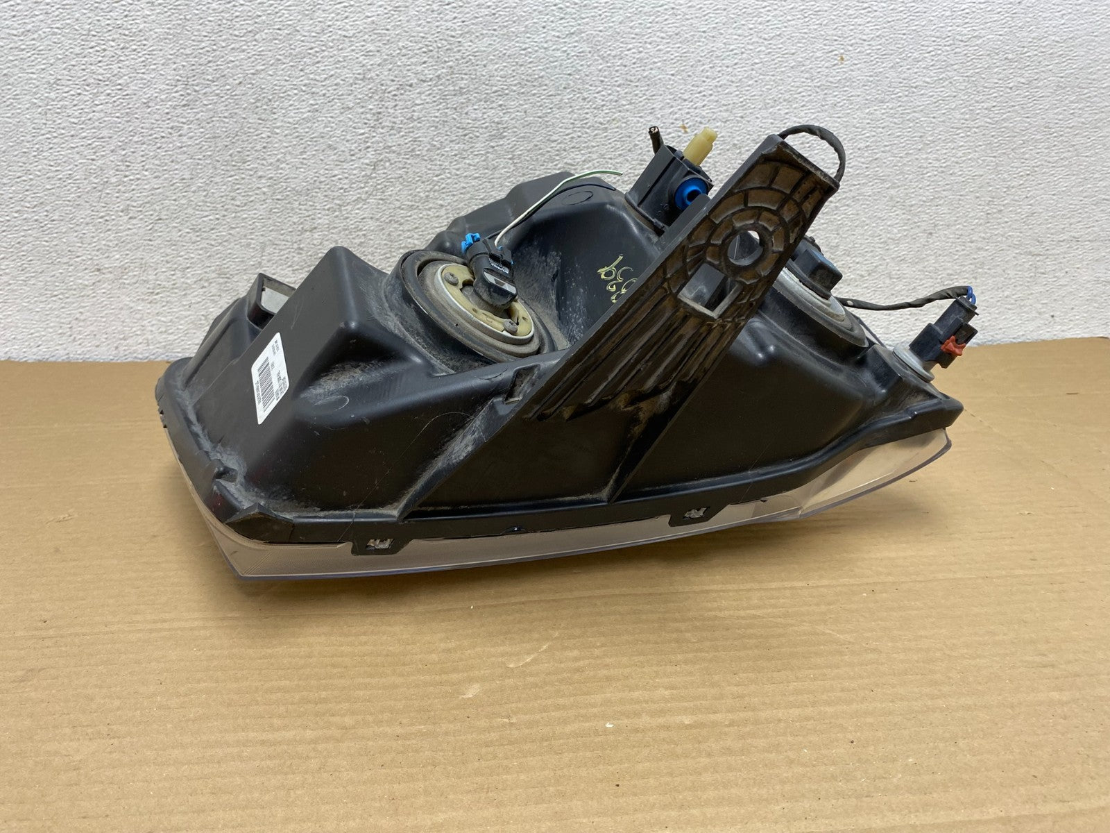 2011 to 2013 Jeep Grand Cherokee Halogen Left Driver Lh Headlight AG8839 DW5