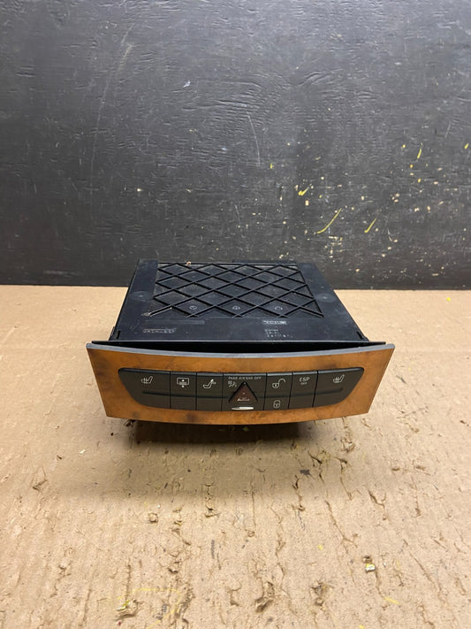 2006-2011 Mercedes W211 E350 E500 Center Console Switch Control Unit T6386 DG0