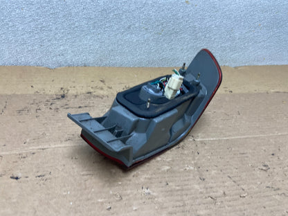 1997 1998 1999 Toyota Camry Tail Light Right Passenger Rh Side Oem AB5349 LK3