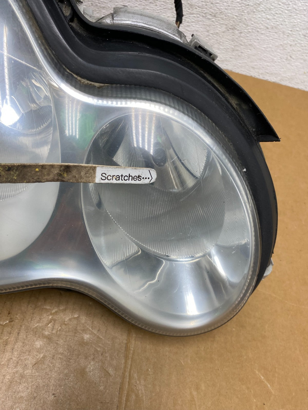 2005 to 2007 Mercedes-Benz C-Class Right Passenger Side Headlight AD9068 DW3