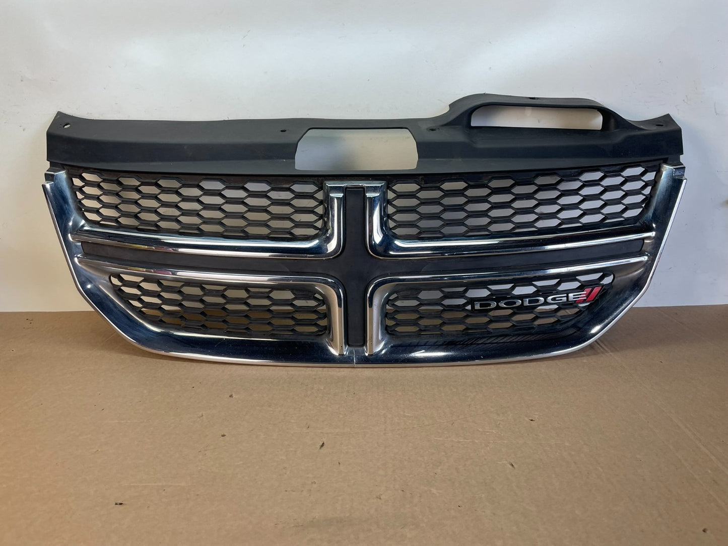 2011 to 2018 Dodge Journey Front Upper Chrome Grill Grille AG2874 DG0