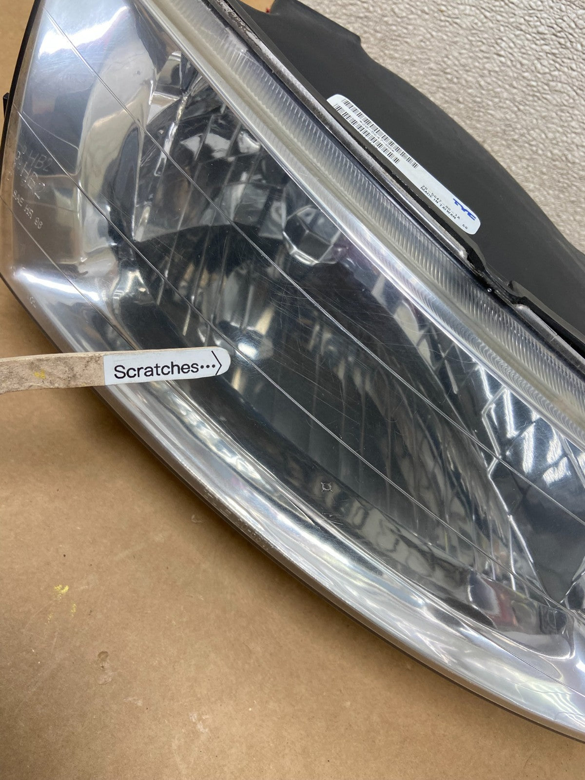 1999-2001 Toyota Solara Right Passenger RH Halogen Headlight TYC Z6563 DW3
