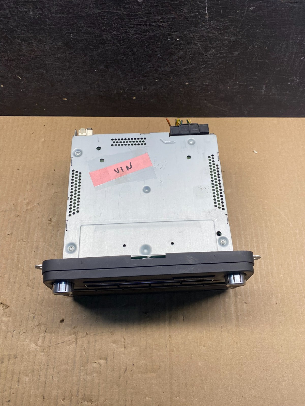 2011 to 2014 Volkswagen Tiguan Radio AM/FM CD Player ag3995 DG4