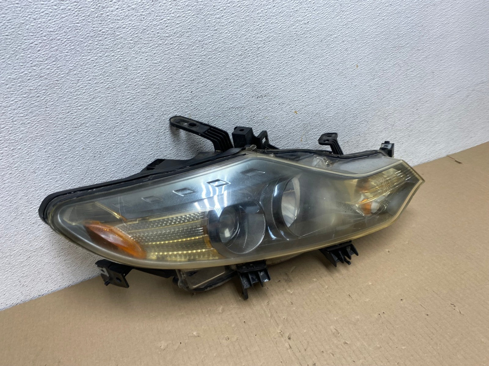 2011 to 2014 Nissan Murano Headlight Right Passenger Rh Halogen AE9496 LK2
