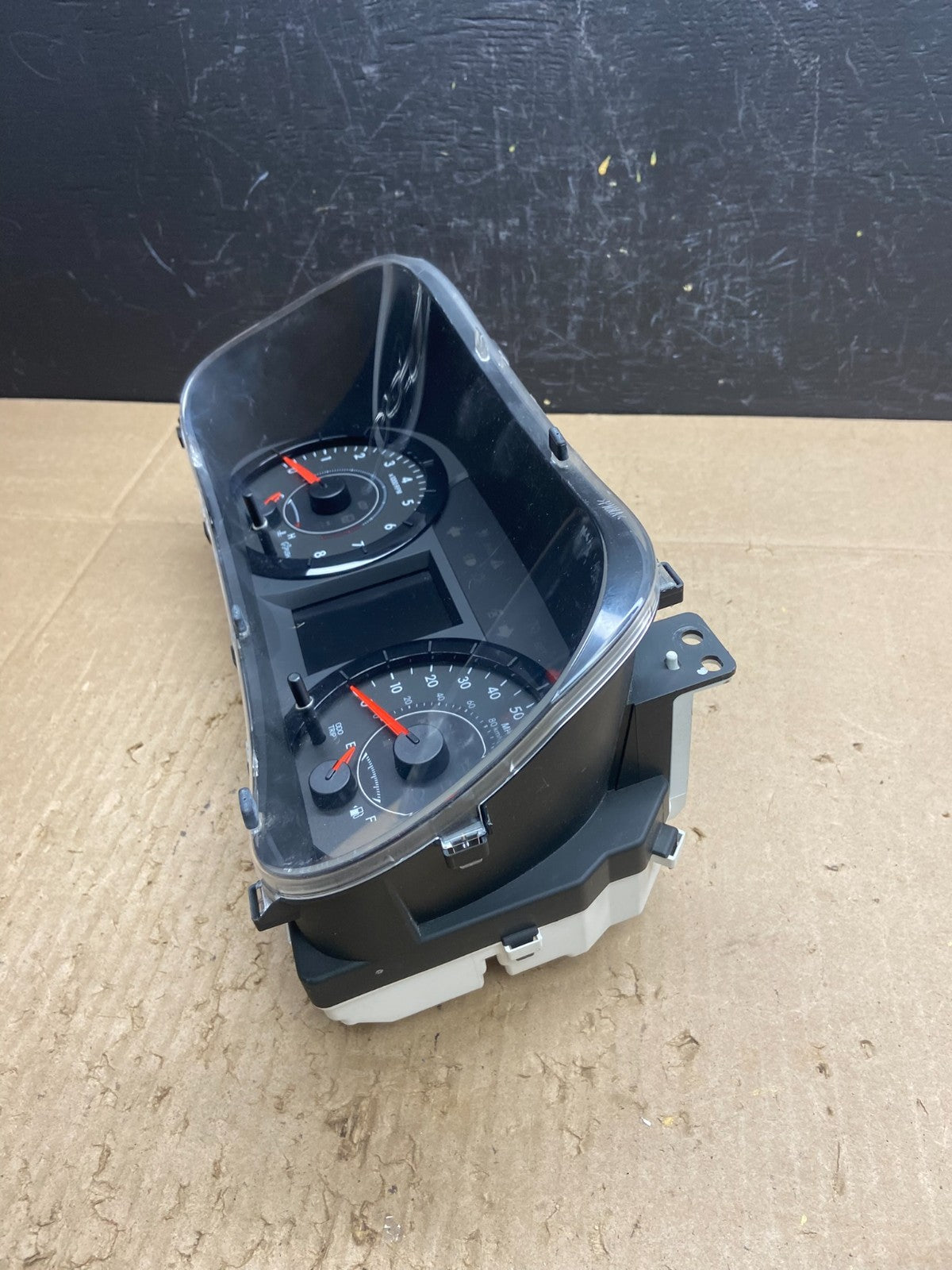 2015 to 2016 Toyota Sienna Speedometer Cluster Gauge ab9741 DG4