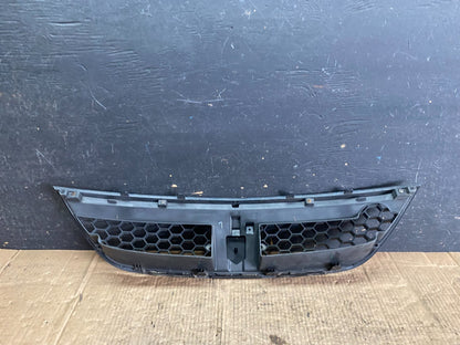 2010 to 2013 Suzuki SX4 Sedan Front Upper Grill Grille O6156 OEM DG3