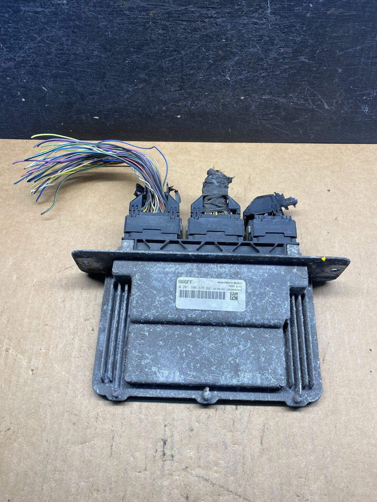 2011 to 2012 Ford E150 E250 4.6L Engine Control Module ECU ECM PCM ah5052 DG0