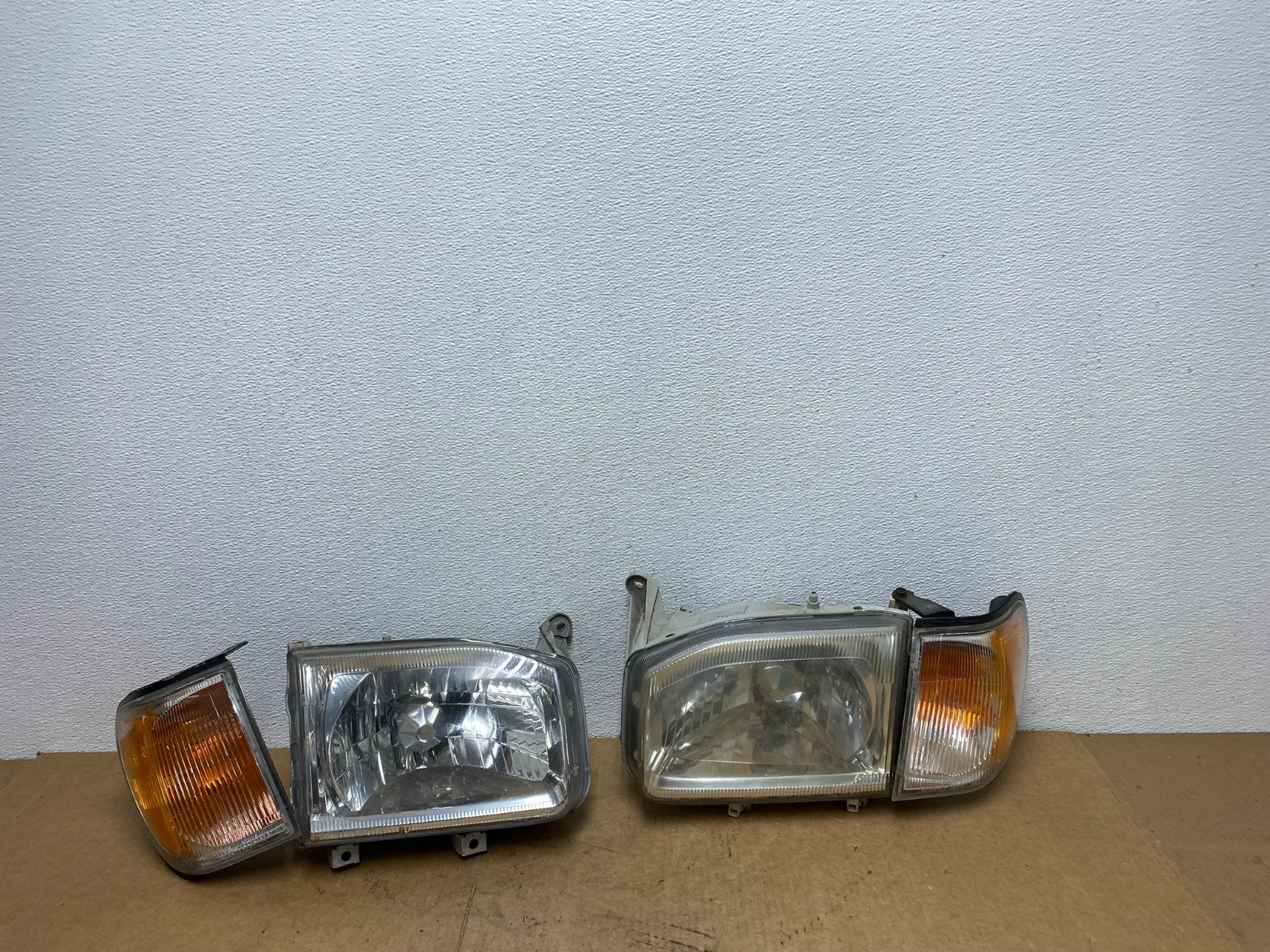 1999-2004 Nissan Pathfinder Left+Right Side Set Halogen Headlights Oem AC3325 DW0