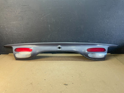2000 to 2002 Ford Taurus Trunk Rear Center Lid Tail Light Panel AD5696 DW0