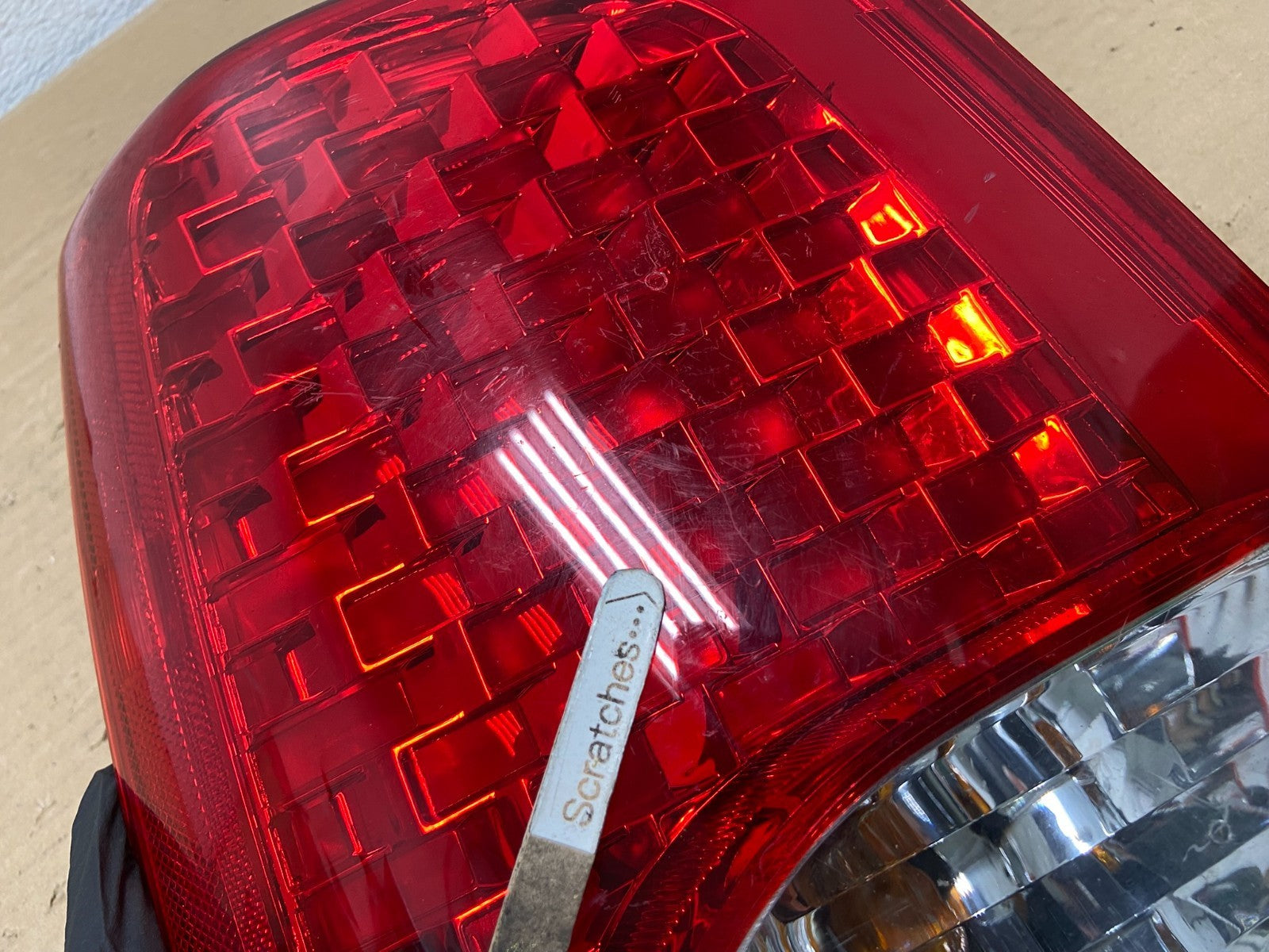 2010 2011 2012 Kia Sorento Left Driver LH Side Tail Light AG8196 LK3