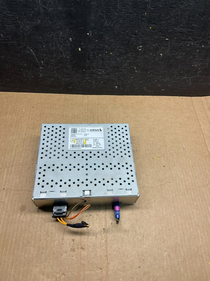 2014 to 2015 Mercedes W222 S550 Sirius Satellite Radio Receiver M4281 DG4