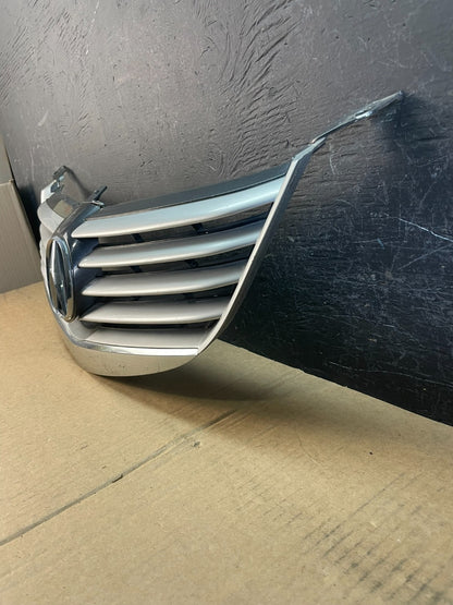 2005 to 2008 Acura RL Front Upper Grille Grill Emblem AD0230 DG1
