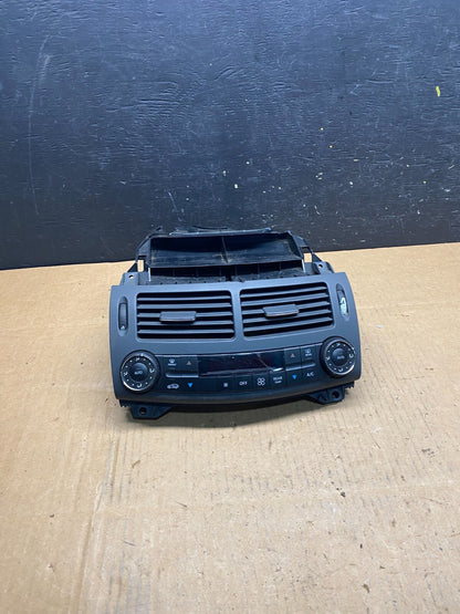 2007 - 2009 Mercedes W211 E550 E320 Center Console AC Heater Air Vent N2920 DG0