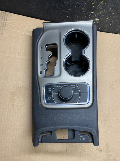 2011 to 2013 Jeep Grand Cherokee Center Console Shifter Cup Holder Y9929 DG0
