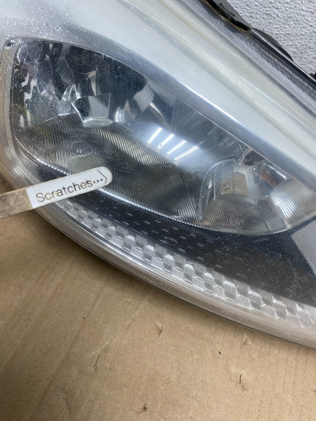 2015-2017 Ford Focus Right Passenger Rh Side Halogen Headlight AE9095 DW3