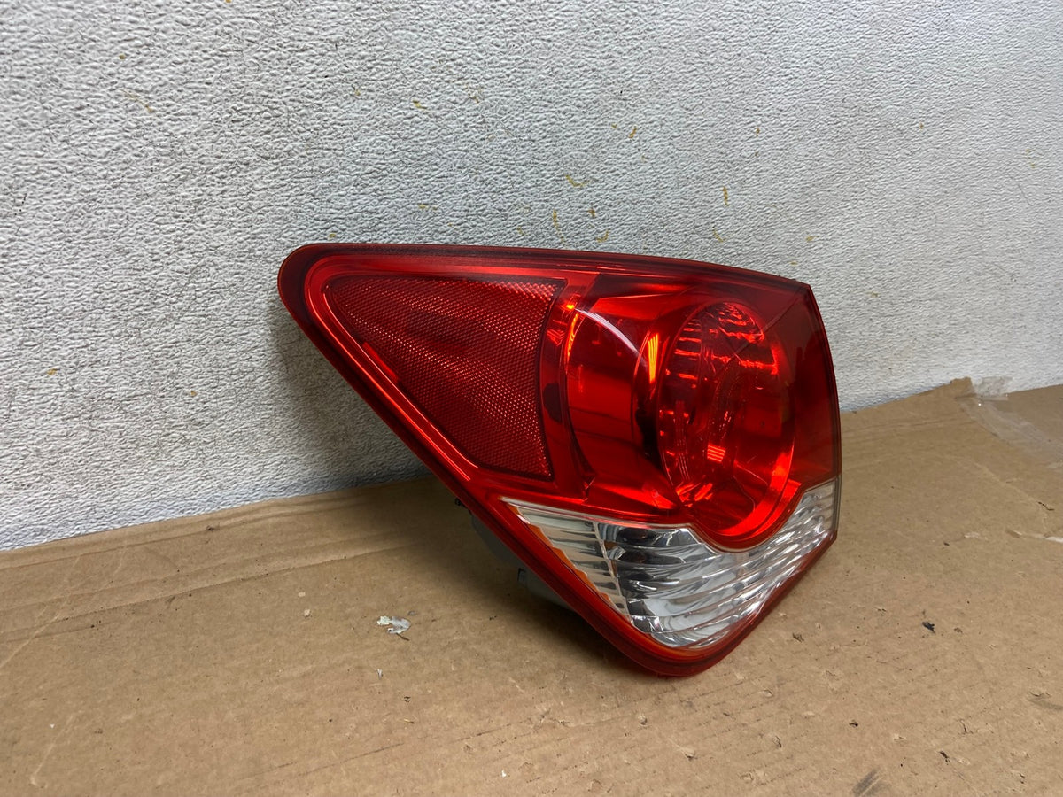 2011 2012 2013 2014 Chevrolet Cruze Left Driver LH Side Tail Light AH8371 LK1
