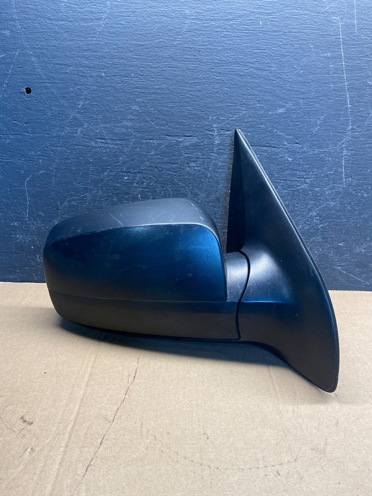 2003 to 2009 Kia Sorento Right Passenger View Door Mirror AE7685 DW0