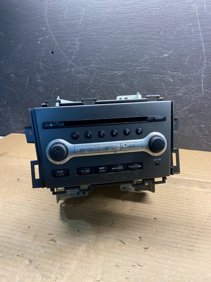 2011 - 2014 Nissan Murano AM FM Radio CD Player Panel AE2551 DG0