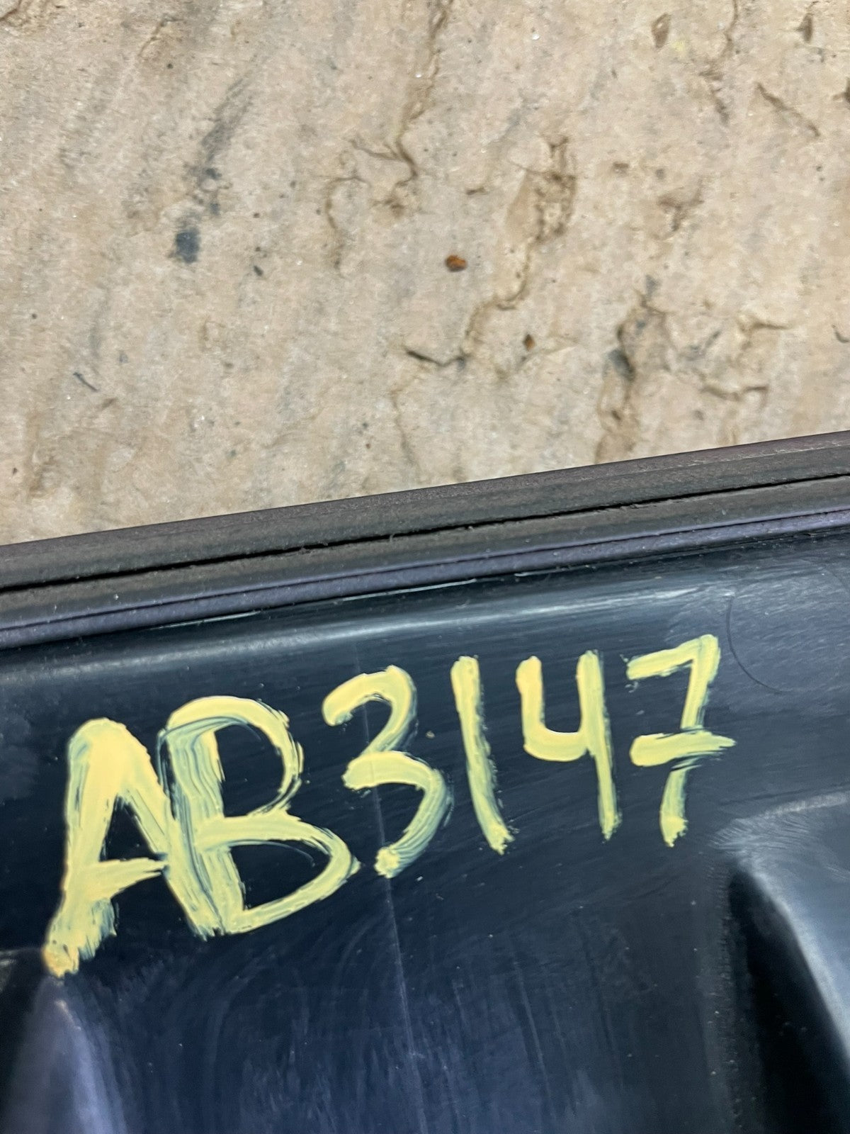 1995 1996 Toyota Camry Center Trunk Rear Tail Light OEM ab3147 DG13