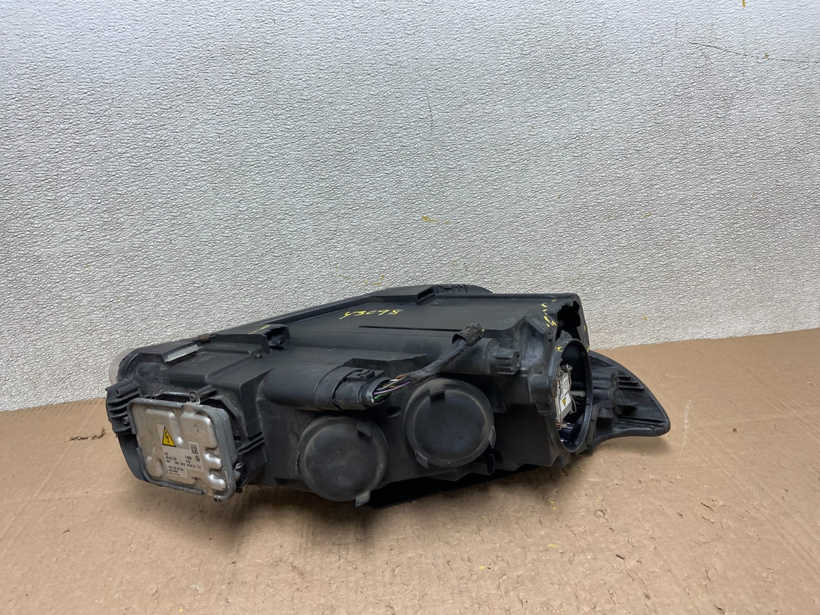 2009 - 2012 Volkswagen CC Left Driver LH Side Headlight Xenon HID Oem Y3098 DW6