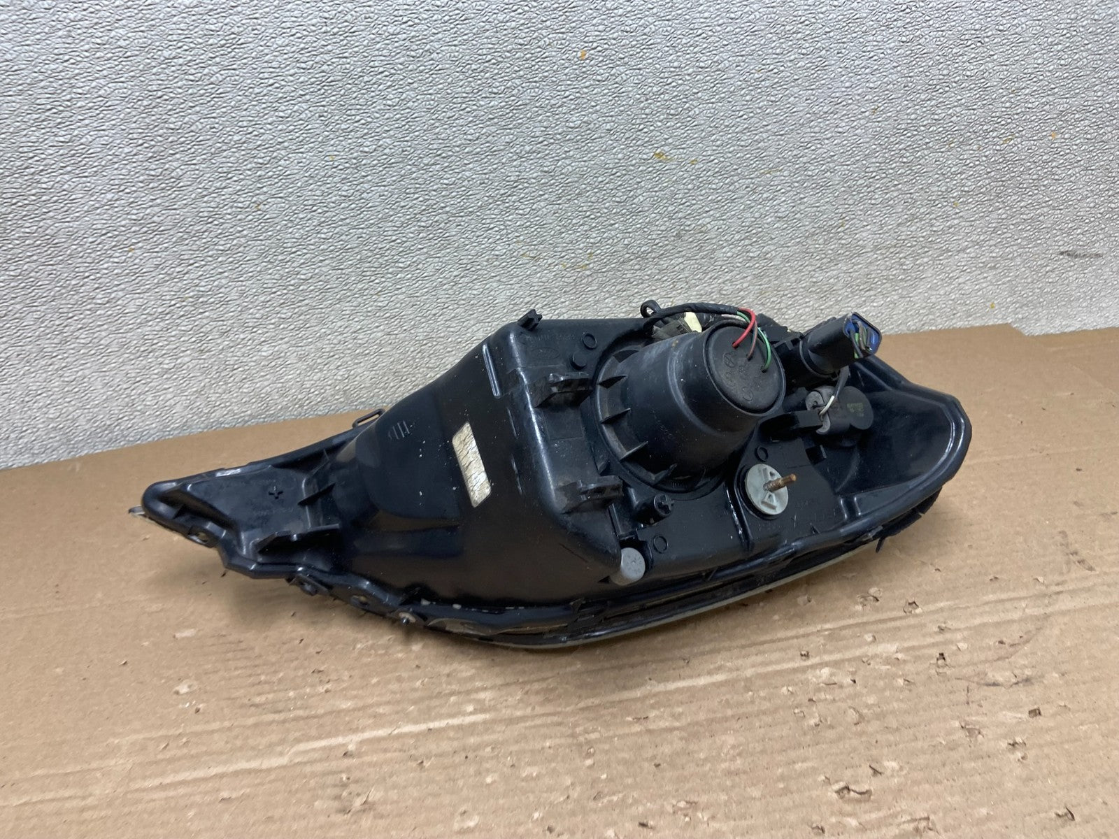2000 to 2005 Mercury Sable Left Driver LH Side Halogen Headlight OEM AB1485 DW5