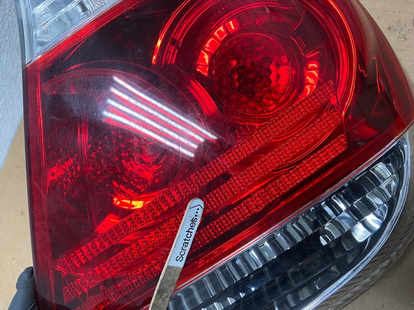2005 to 2006 Toyota Camry Tail Light Right Passenger Side AD3183 LK3