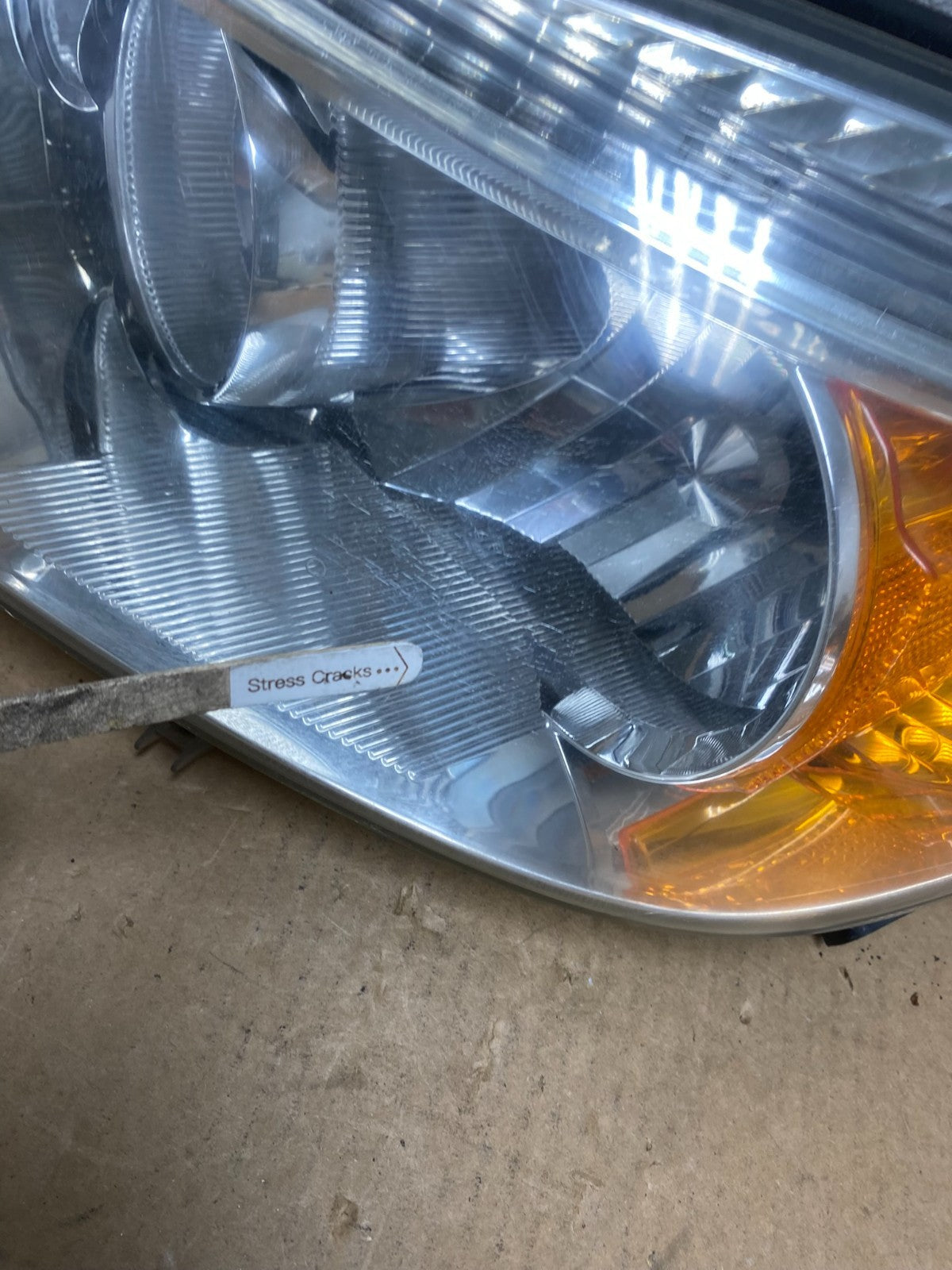 2006 2007 2008 Toyota Rav4 Left Driver LH Side Headlight Halogen AI3259 DW4