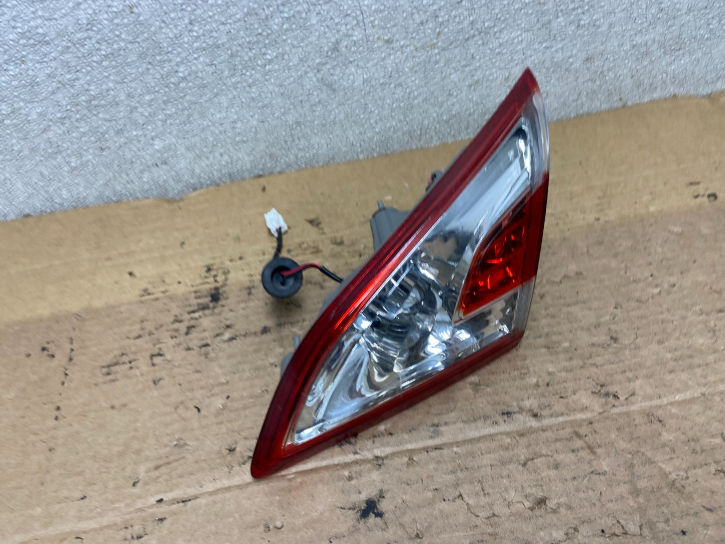 2011-2014 Nissan Murano Right Passenger RH Side Inner Tail Light Oem AB3377 LK2