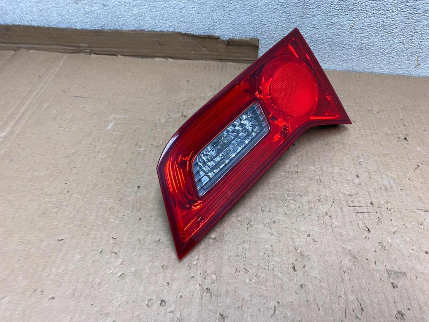 2007 2008 2009 Acura Rdx Right Passenger Side RH Inner Tail Light U8549 DW2