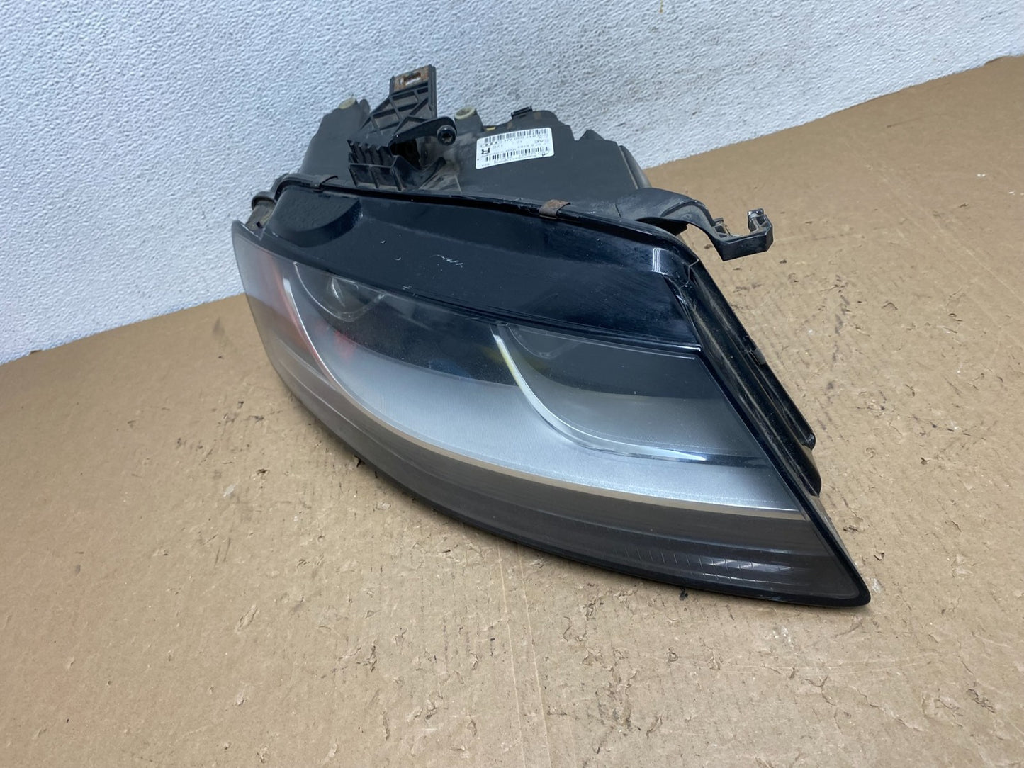 Halogen 2009 to 2012 Audi A4 Right Passenger RH Side Headlight AD8826 DW1